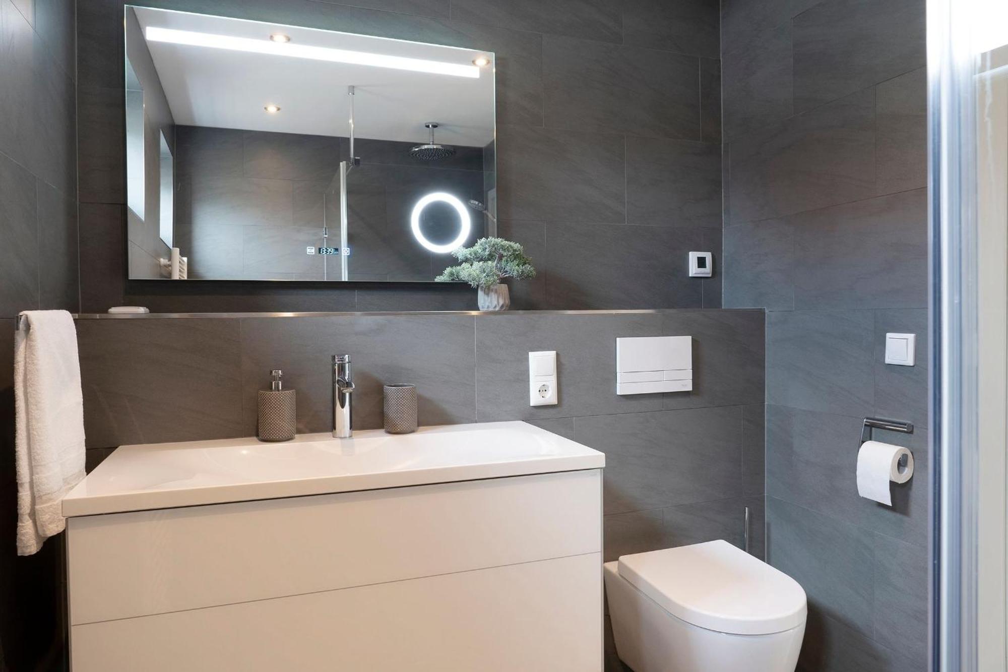 Neustaedter Strasse 79A Duenengras Apartment เกรอมิทซ์ ภายนอก รูปภาพ